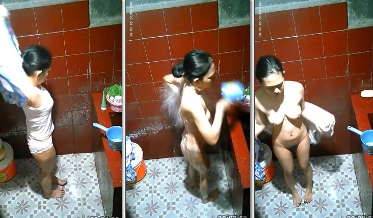 Ngintip Mandi Cewek Di Kosan Khusus Putri