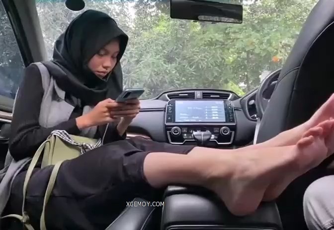 Ukhty Di Mobil Namun Cowoknya Ada Kelainan
